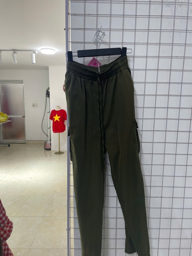 quần vải xanh