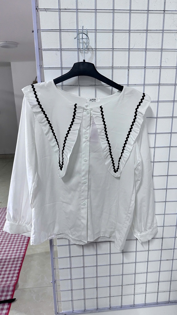 sơ mi 2 vạt viền đen