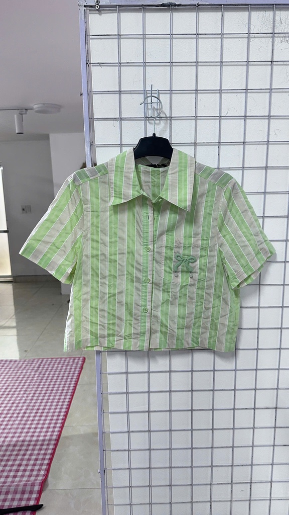 áo crt kẻ xanh