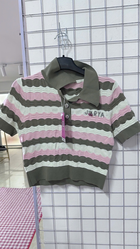 áo len kẻ nhiều màu