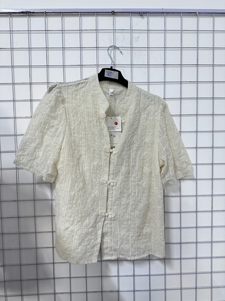 áo kiểu bèo kem cộc tay