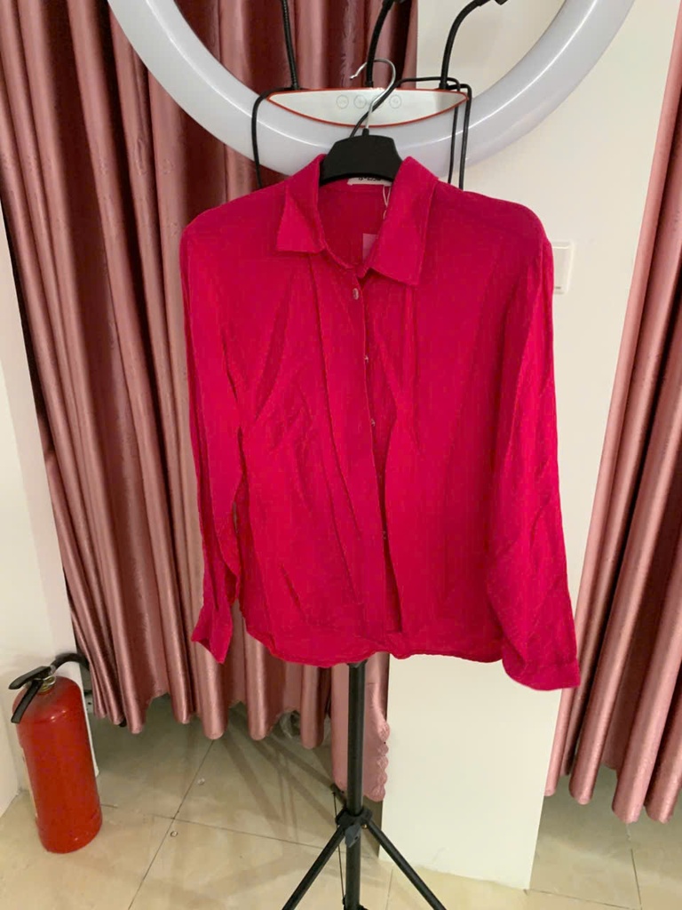 áo sơ mi hồng