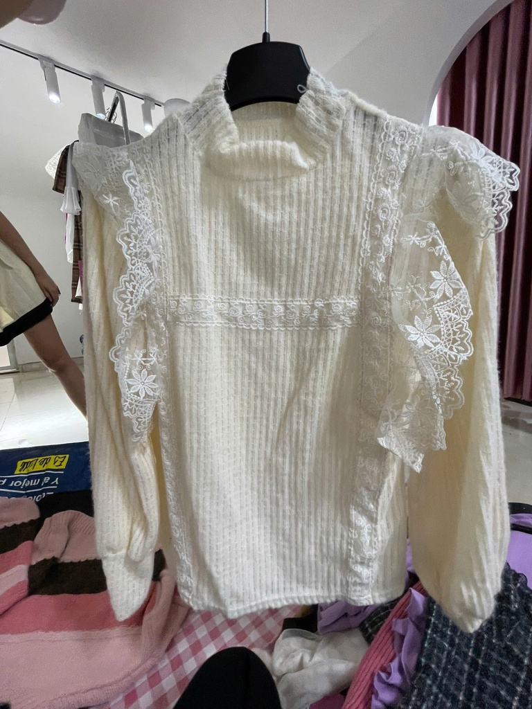 ÁO LEN KEM REN TAY
