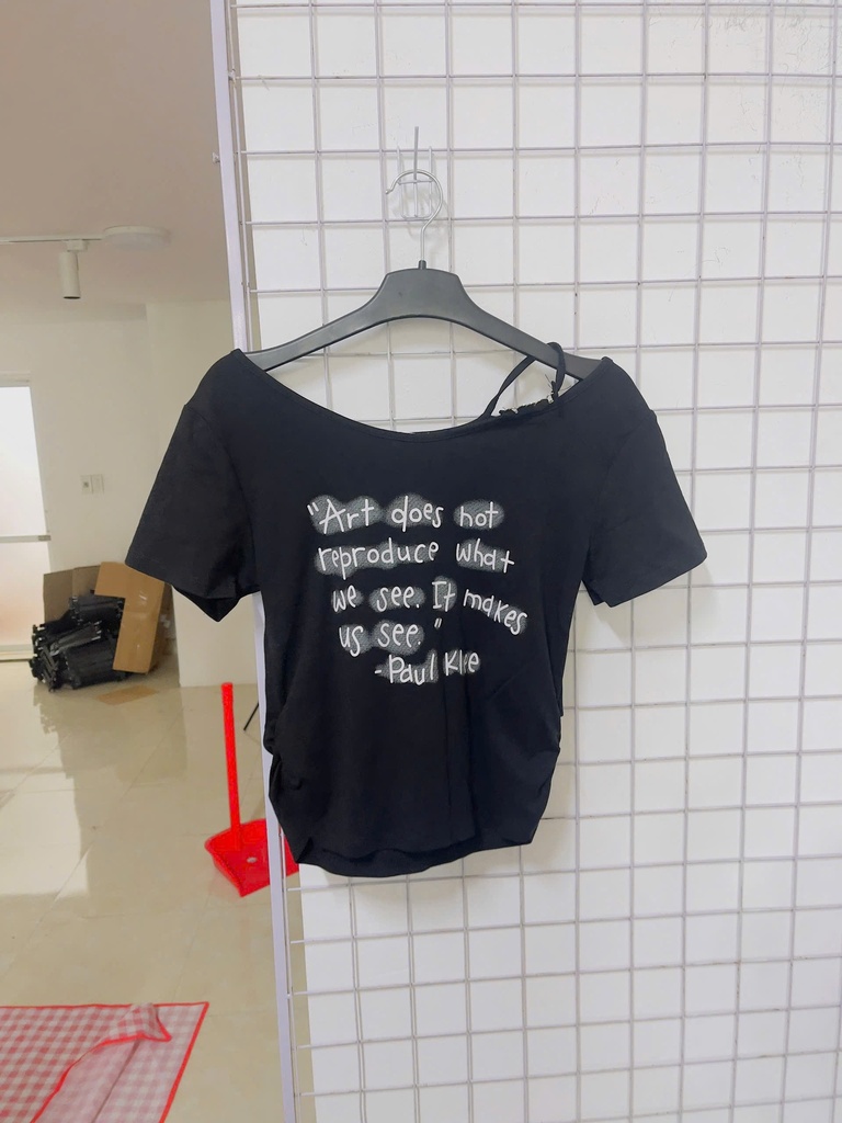 áo crt đen chữ trắng 