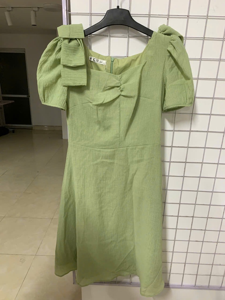 váy xanh cốm