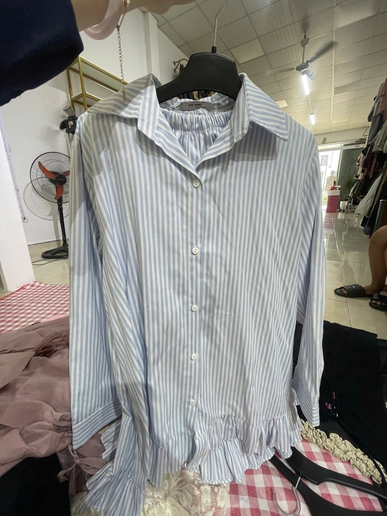 set váy xanh kẻ trắng 