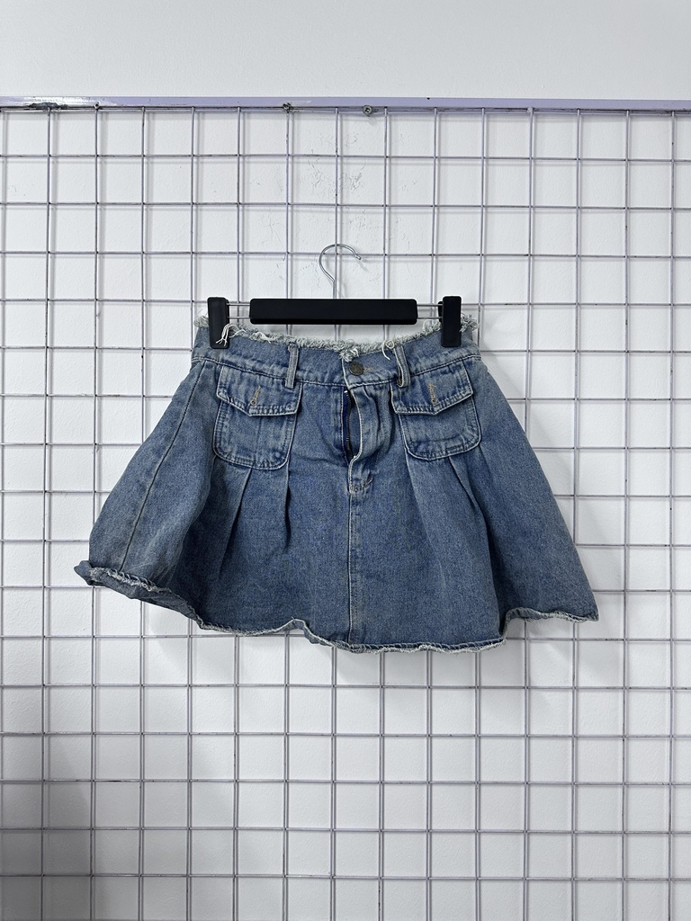 cv bò xoè ngắn xanh