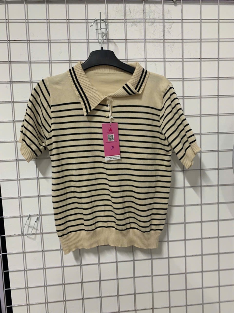 áo len tăm kem sọc đen