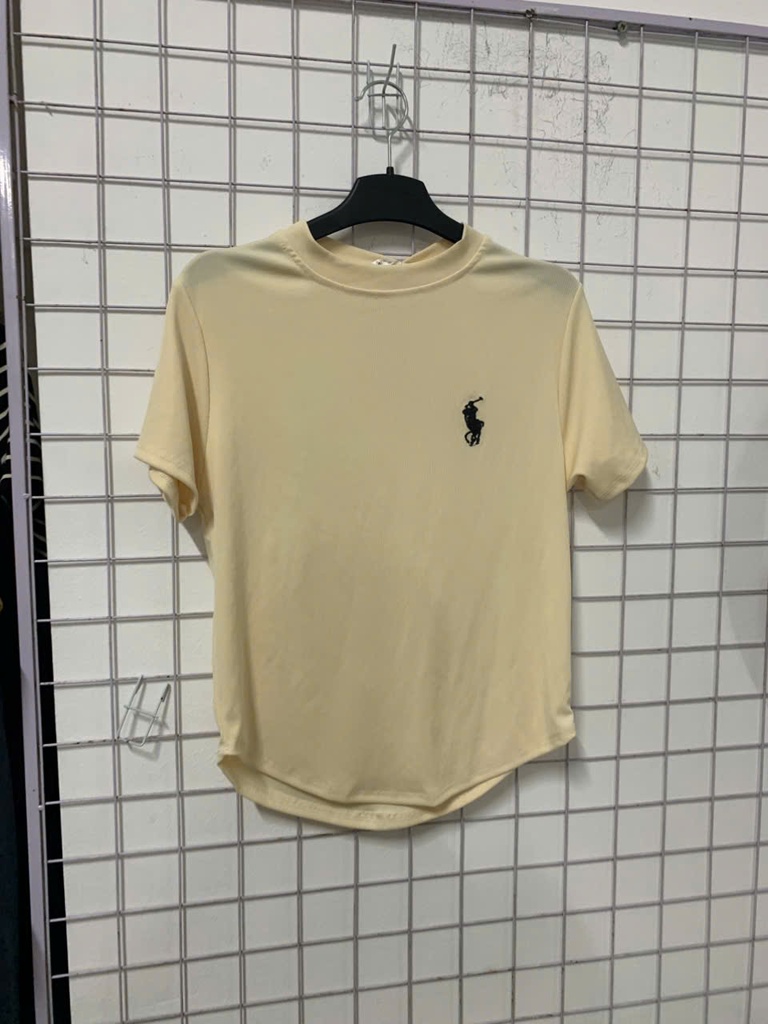 áo tăm kem thêu ngựa