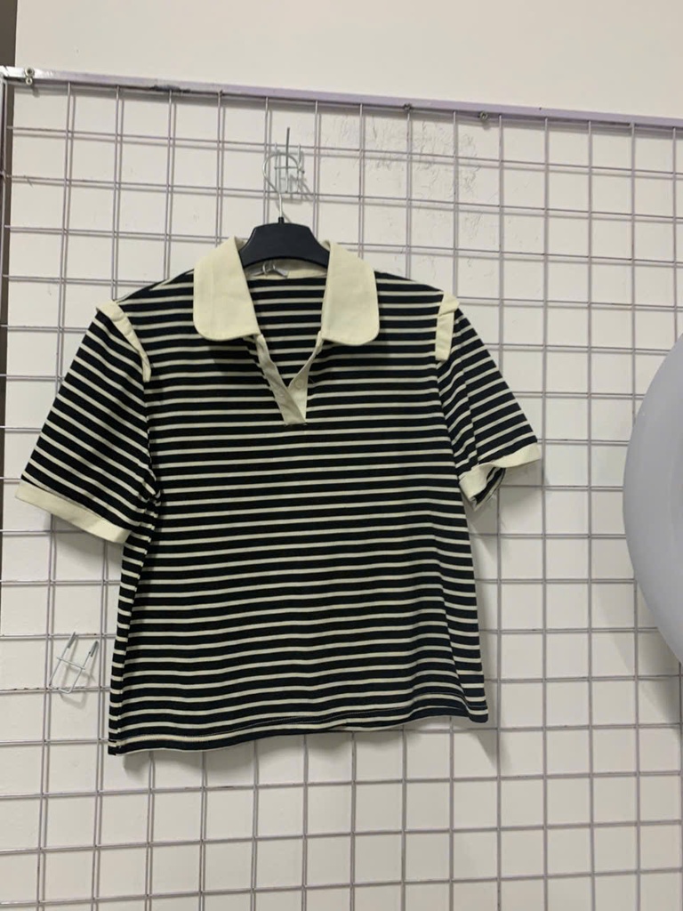 áo phông kẻ có cổ