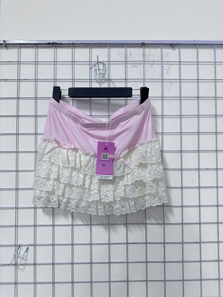 cv hồng ren trắng