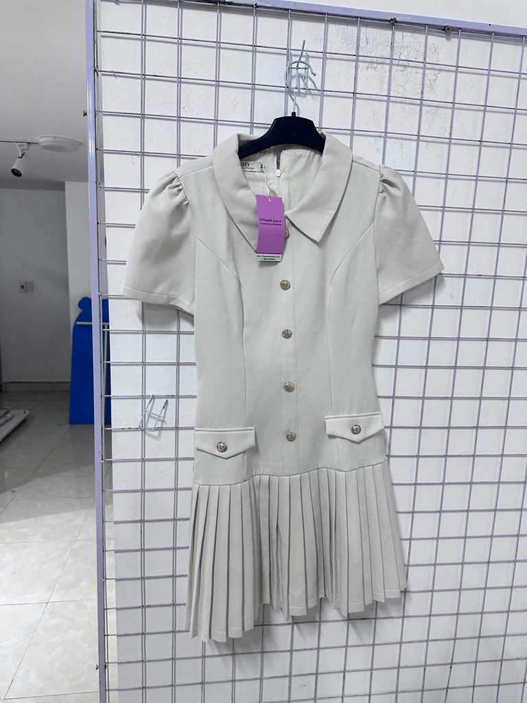 váy kem tiểu thư