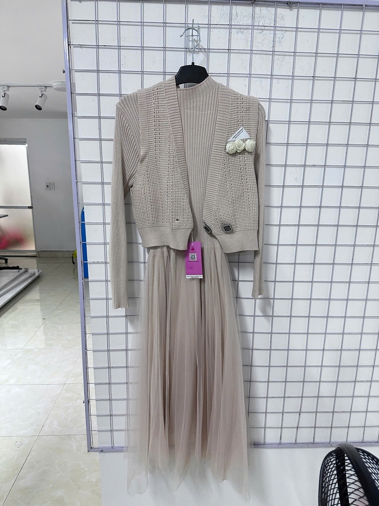 set váy len áo khoác