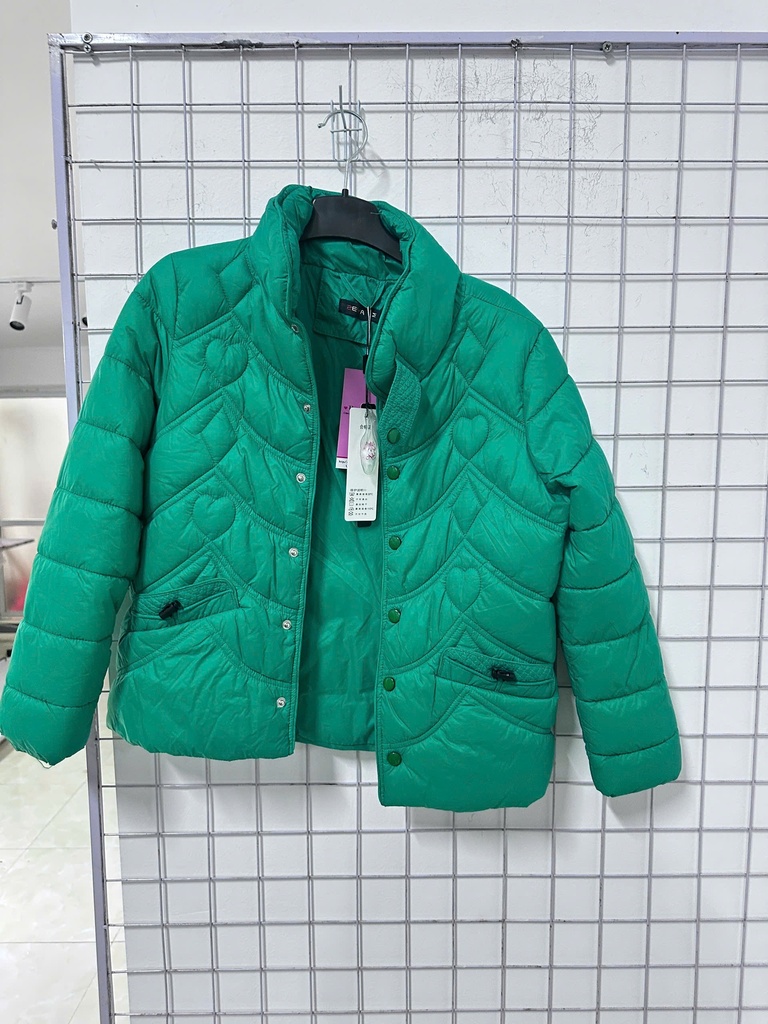 áo khoác phao xanh