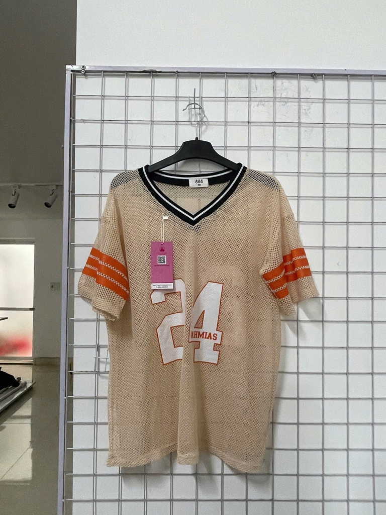 áo phông lưới be cổ tim 