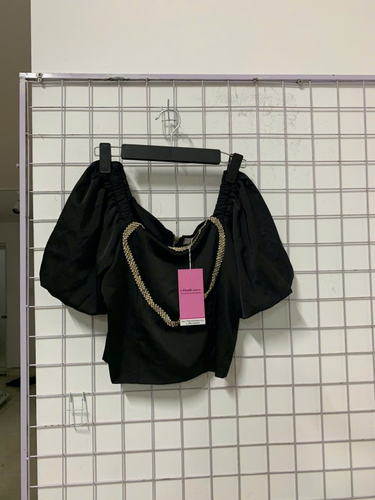 ÁO CRT ĐEN TYM ĐÁ