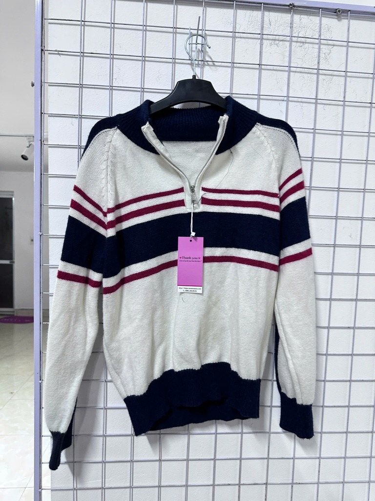 áo len kẻ xanh đỏ trắng