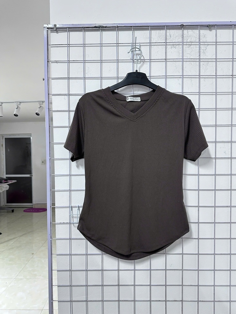 áo len tăm nâu cổ tym