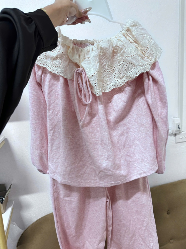 pijama hồng phối kem bèo 