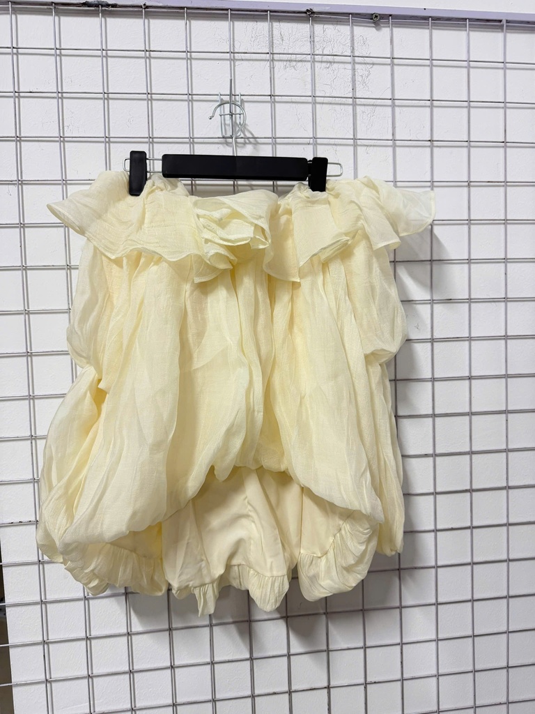 áo kem trễ vai bèo bí 