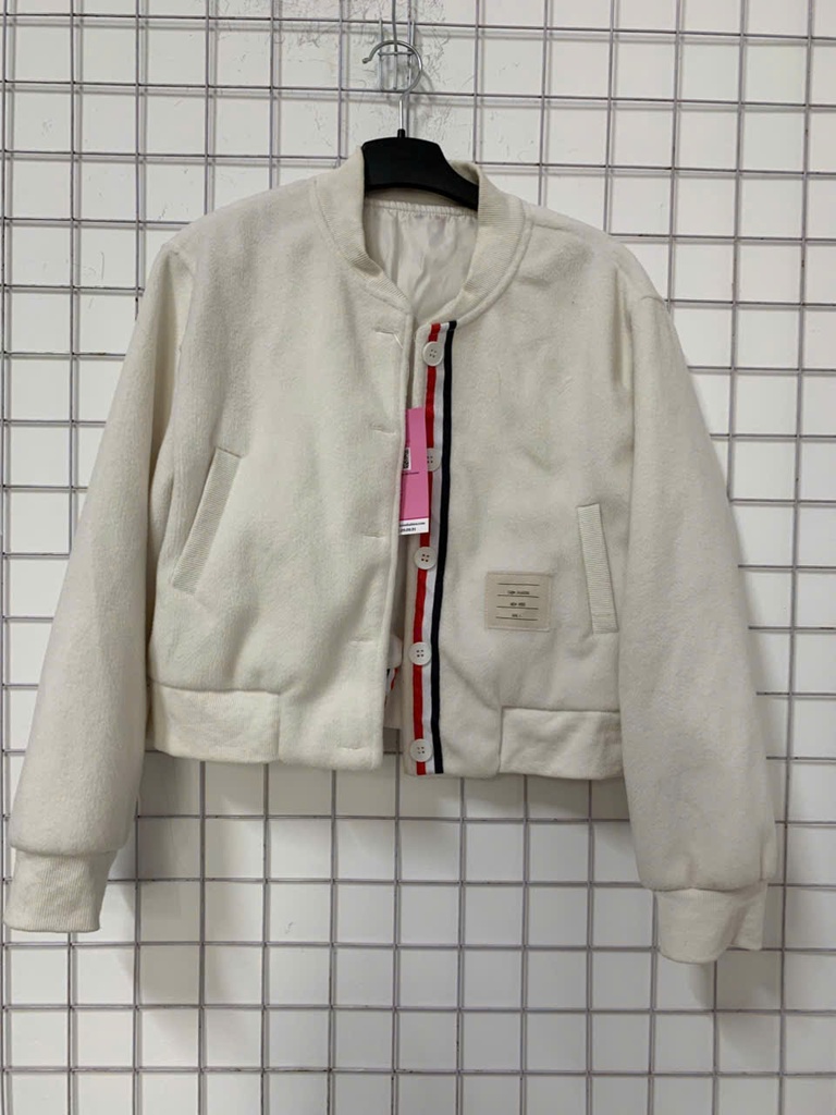 ÁO KHOÁC TRẮNG TRANG