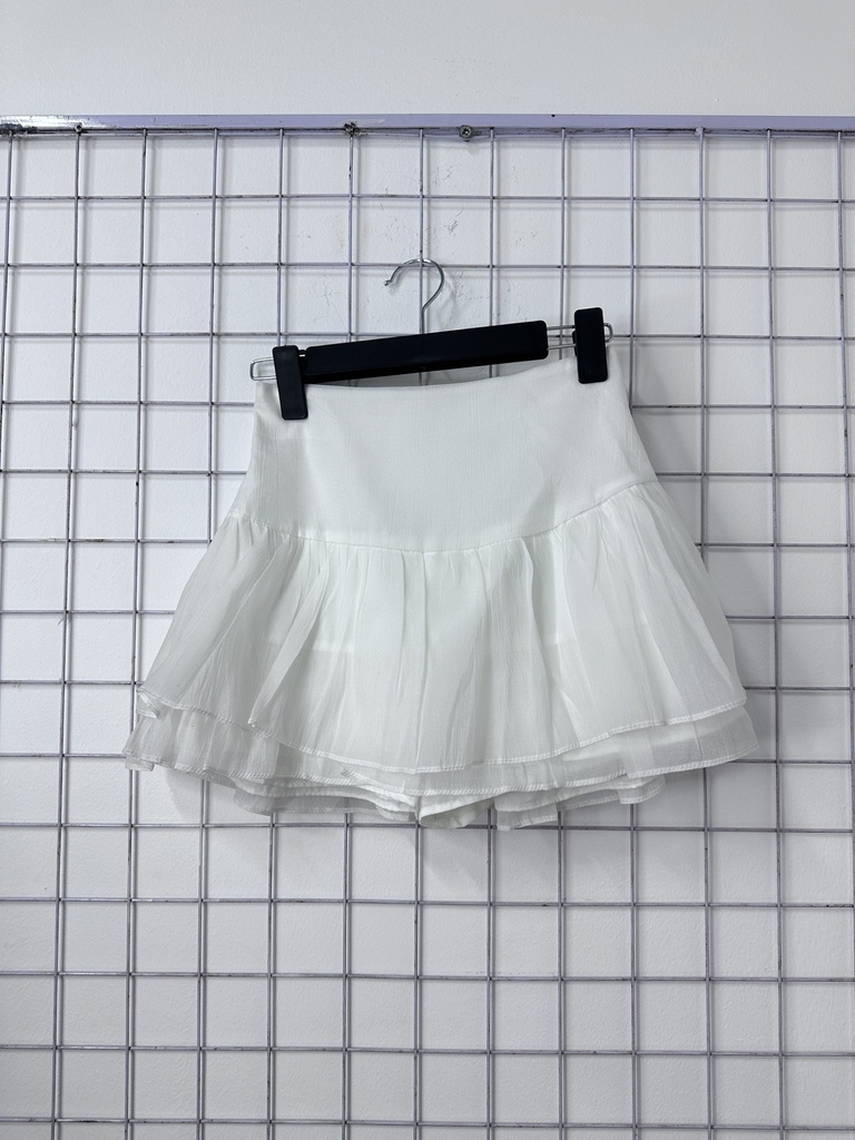 cv trắng voan xoè