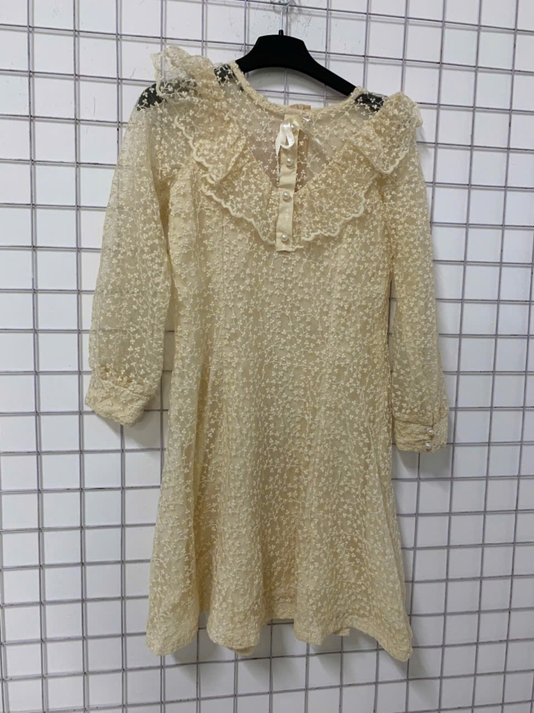 VÁY BE HOA NHÍ MAI