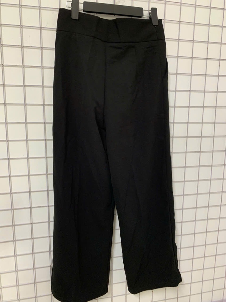 QUẦN ĐEN ỐNG SUÔNG MAI