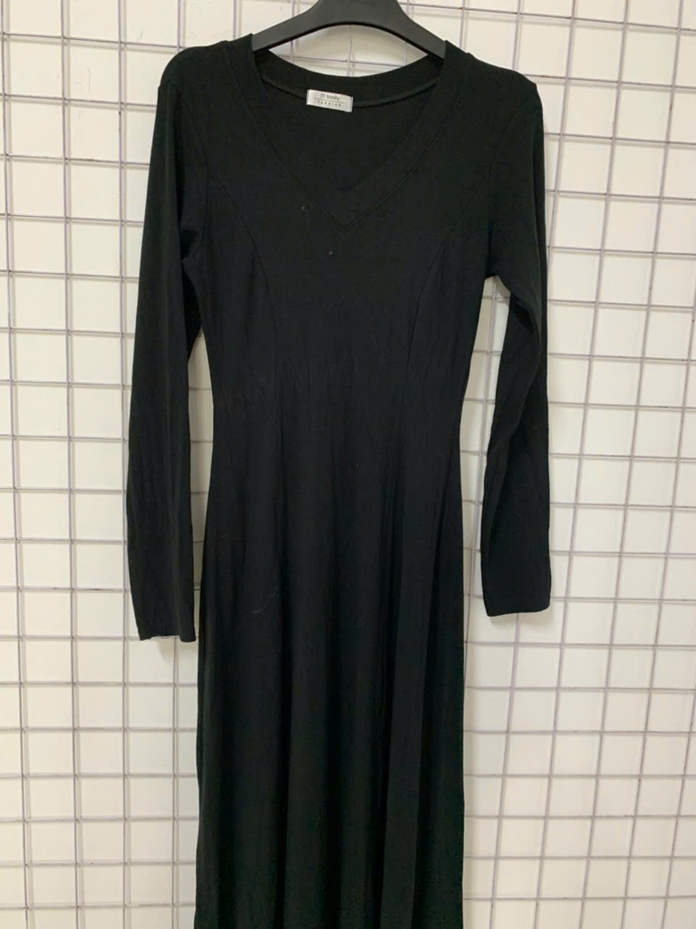 VÁY BODY ĐEN TRANG