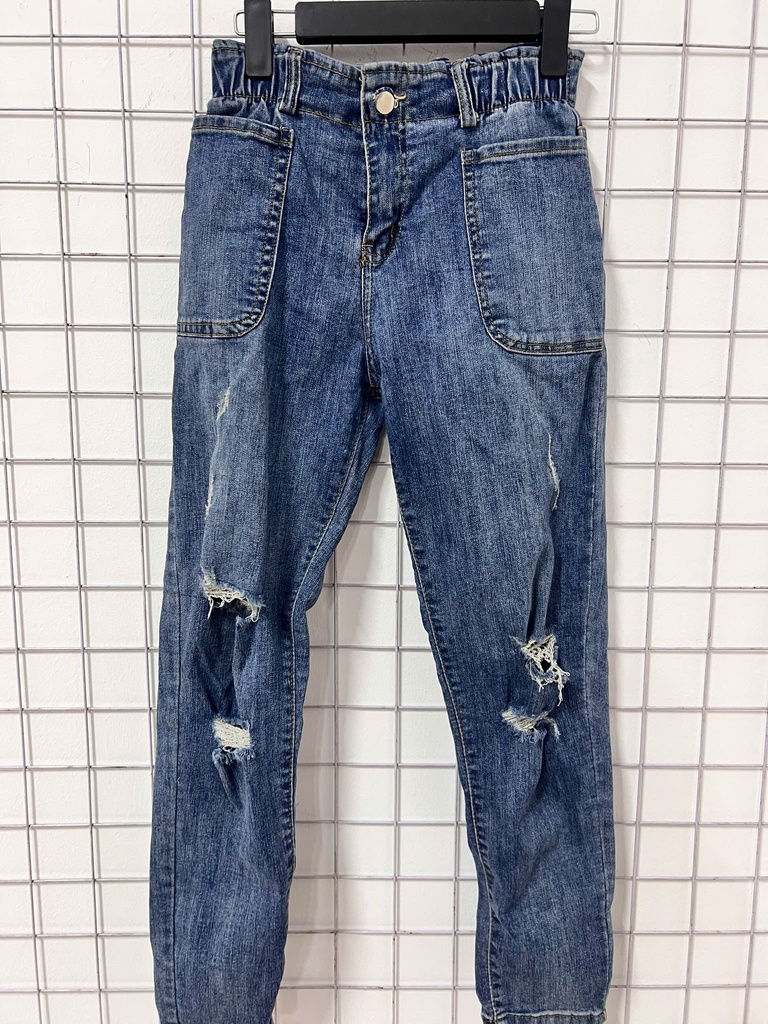 QUẦN BÒ RÁCH PHUONG