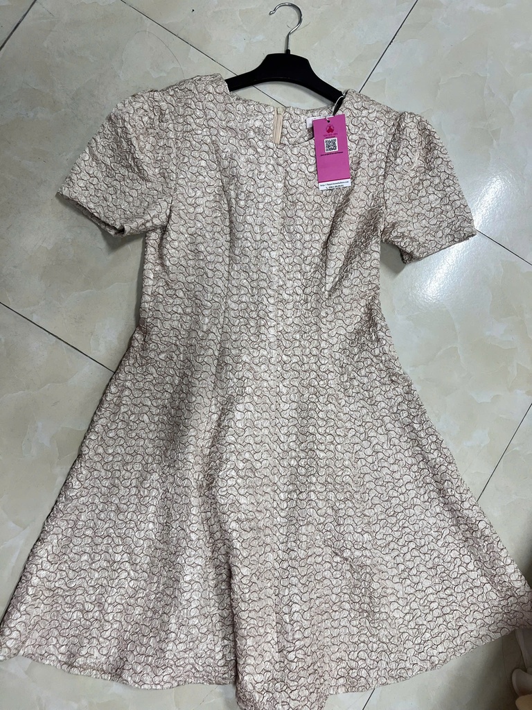 VÁY CÔNG SỞ THANH