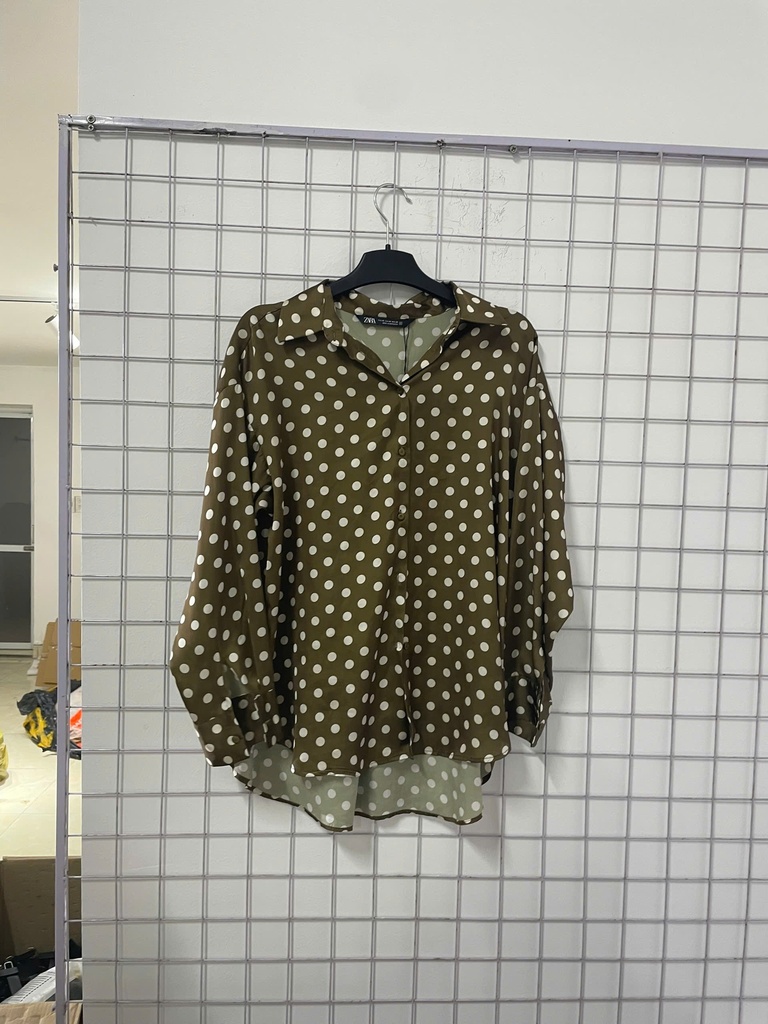 áo sơ mi chấm bi rêu