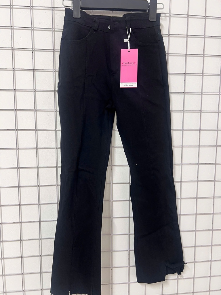 QUẦN BÒ ĐEN ỐNG LOE LINH