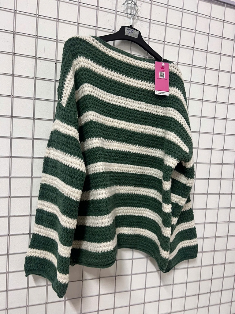 ÁO LEN VĂN THỪNG XANH LINH