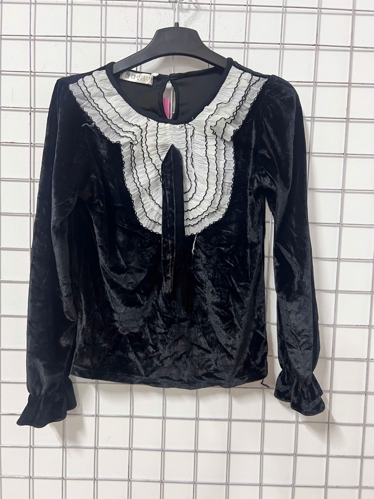 ÁO NHUNG CỔ BÈO LINH