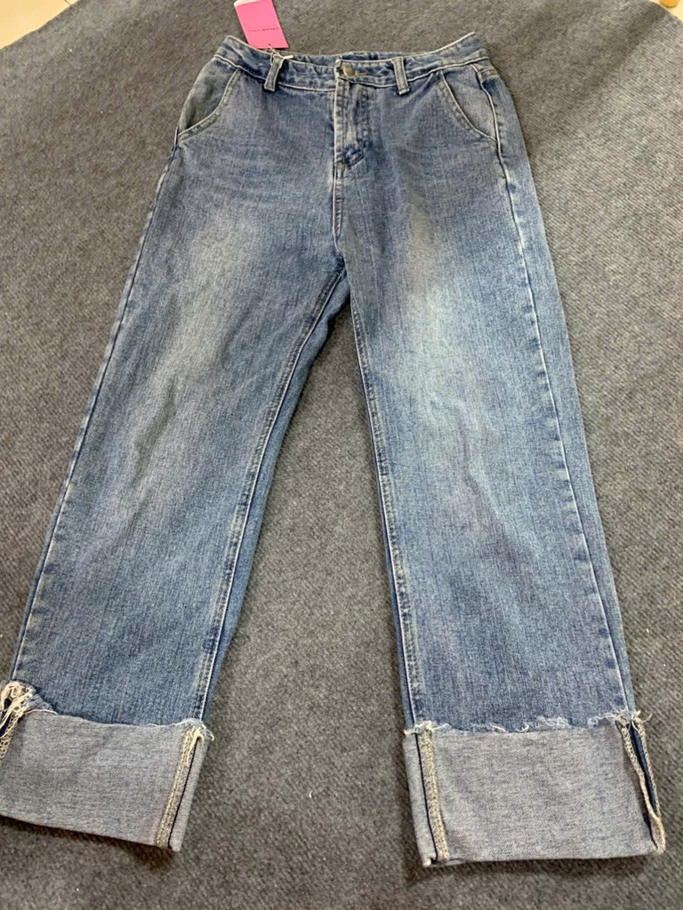 Quần Bò Xắn Gấu T.K.Linh