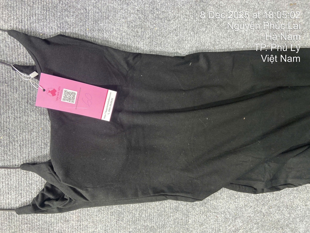 VÁY 2 DÂY ĐEN THUY