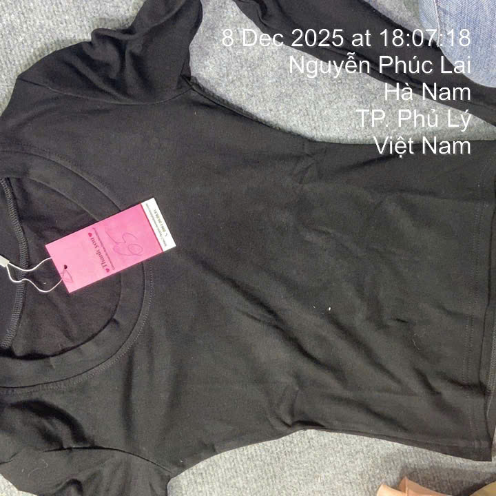 ÁO GIỮ NHIỆT ĐEN THUY