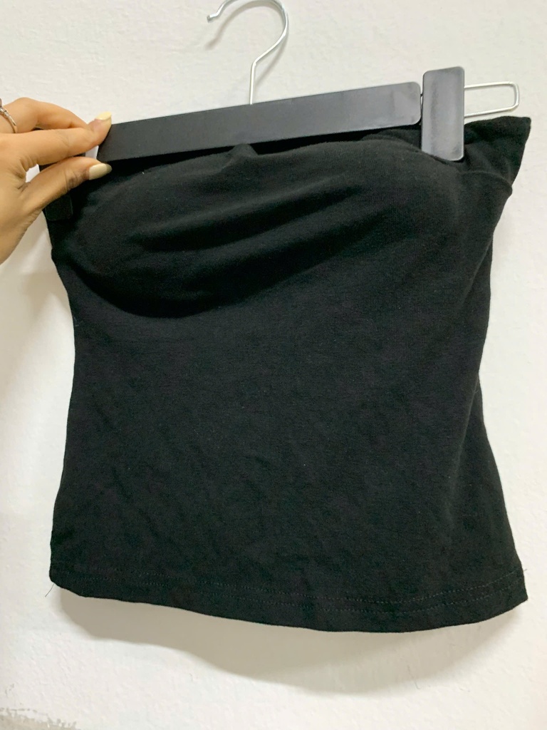 ÁO CUP NGỰC ĐEN THUY