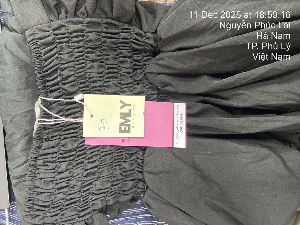 VÁY ĐEN CÚP NGỰC THUY