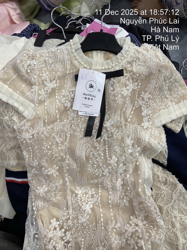 VÁY KEM THÊU HOA LINH