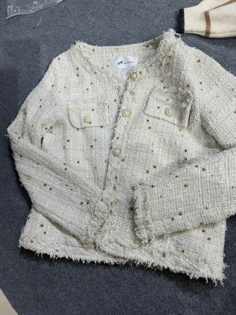 Áo khoác dạ VTrinh 