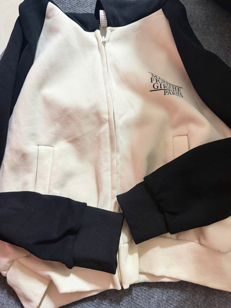 ÁO KHOÁC TRẮNG HUONG