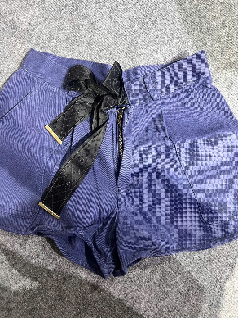 QUẦN ĐÙI XANH THAN NƠ TRANG