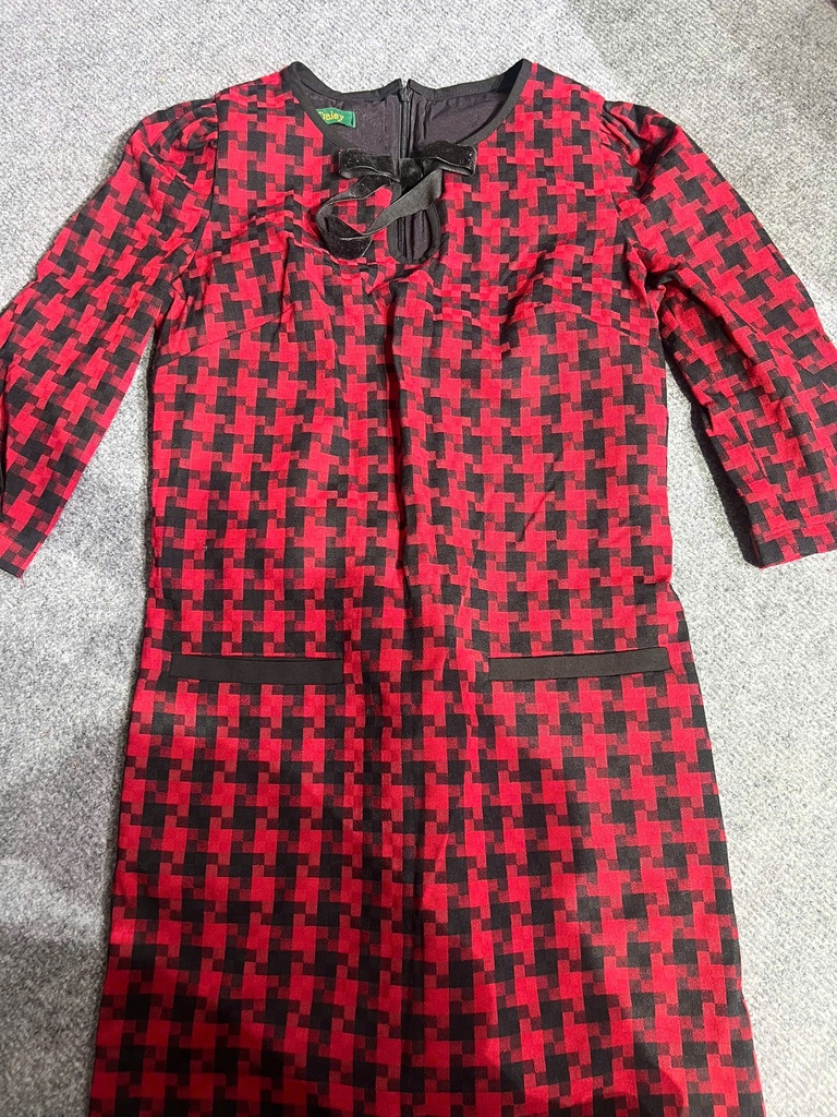 VÁY DẠ ĐỎ TRANG