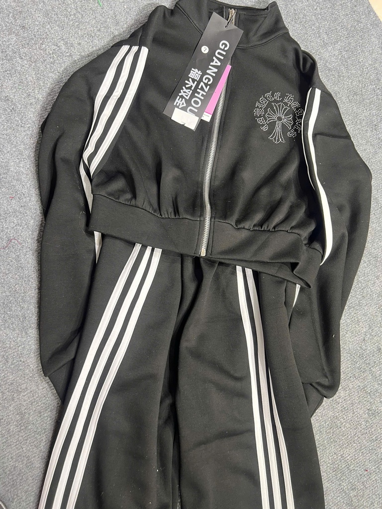 BỘ TT ĐEN SỌC TRẮNG THUY