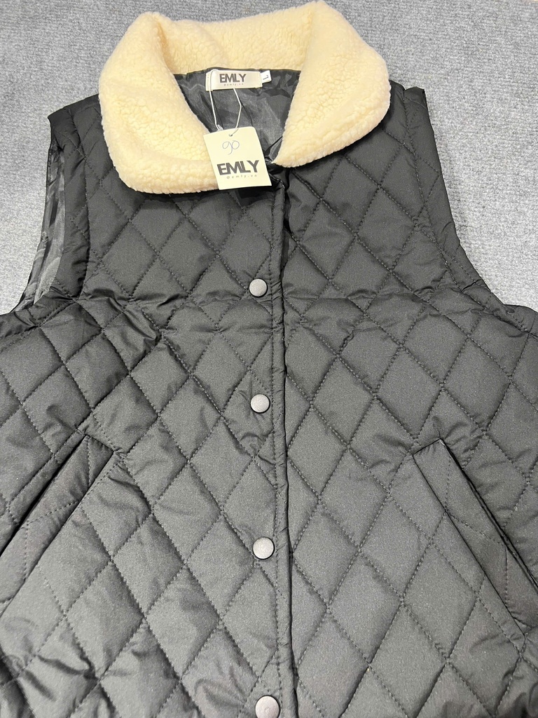 ÁO PHAO KO TAY L EMLY THUYII