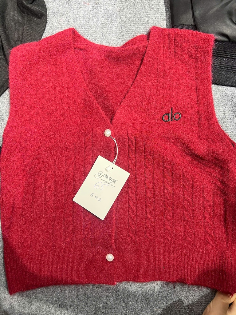 ÁO LEN ĐỎ KO TAY ALO THUYII