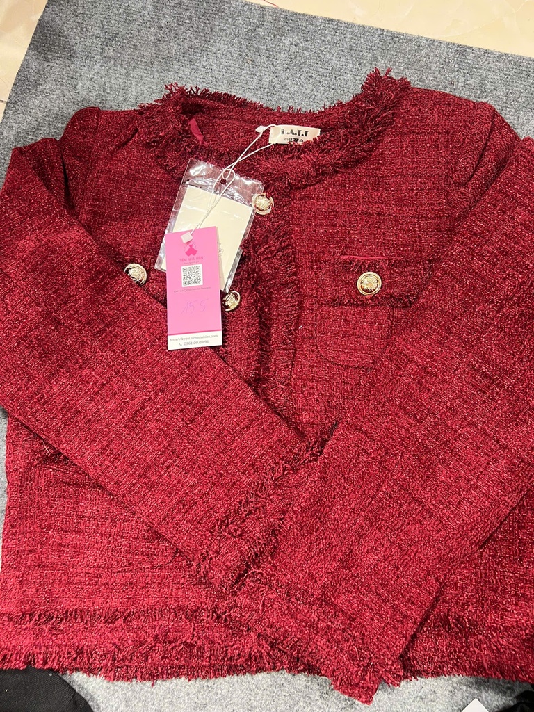 ÁO KHOÁC ĐỎ TÚI NGỰC HATTDESIGN THUYII