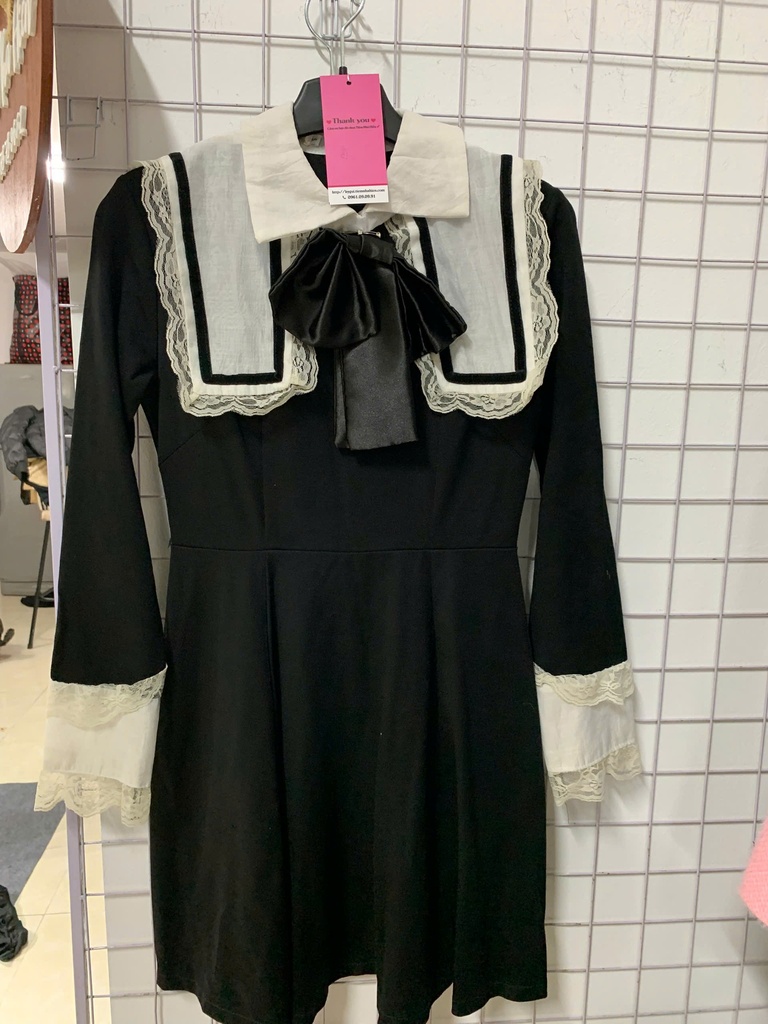 VÁY ĐEN MIX TRẮNG NƠ NGỰC NTMTHUY